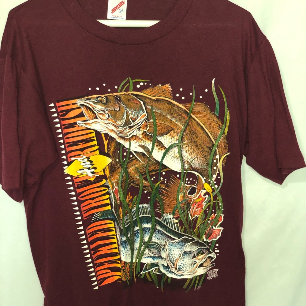SPECKLED TROUT AND REDFISH MENS T-SHIRT LARGE